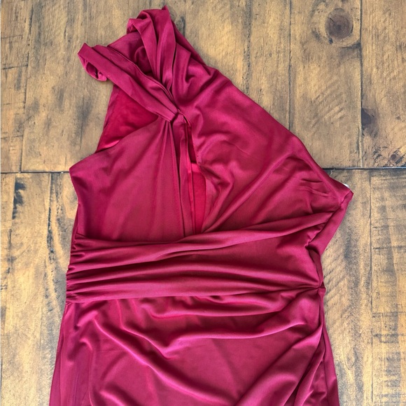 Elegant Burgundy Halter Dress - Picture 2 of 9